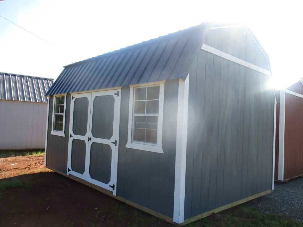 Side Lofted Barn