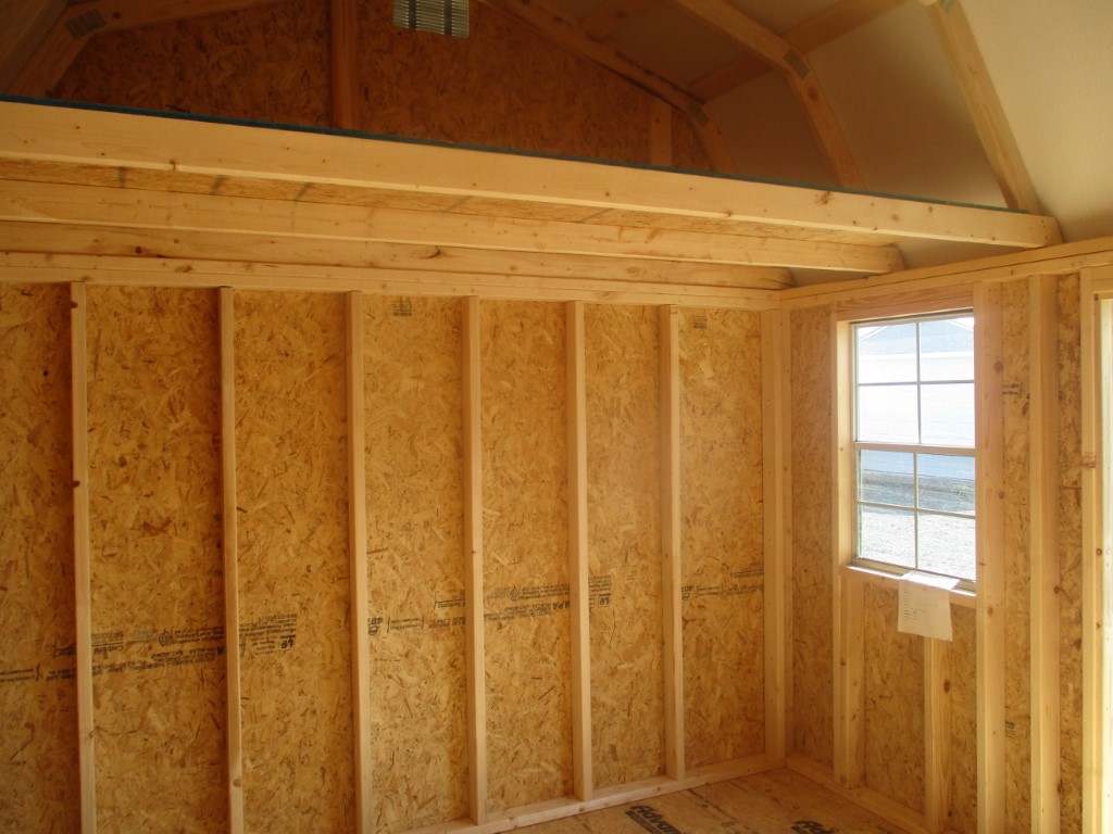 Side Lofted Barn