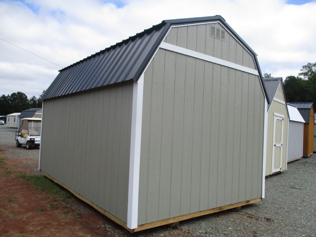 Side Lofted Barn 