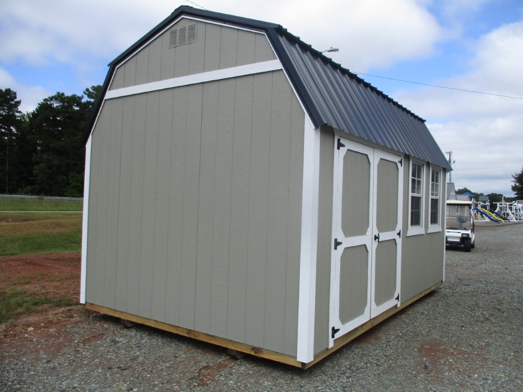 Side Lofted Barn 