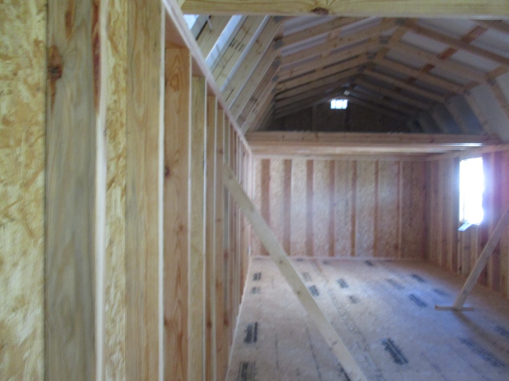 Side Lofted Barn