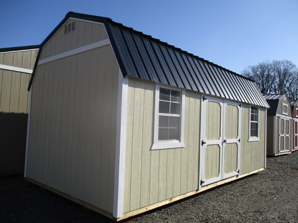 Side Lofted Barn