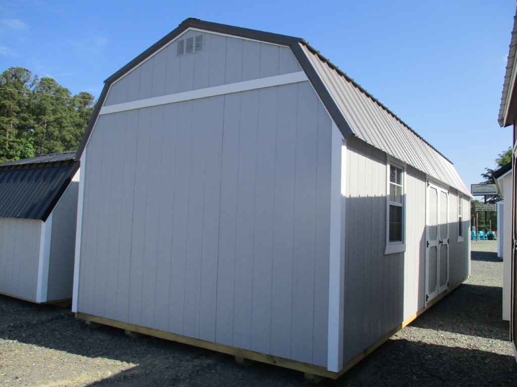 Side Lofted Barn