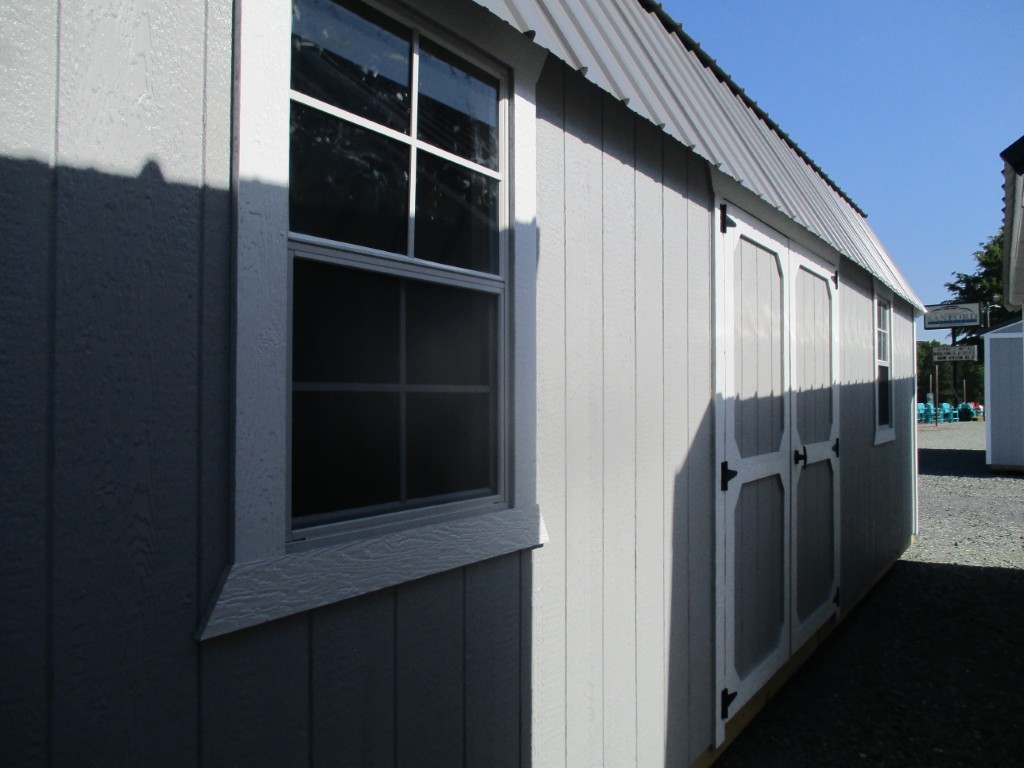 Side Lofted Barn