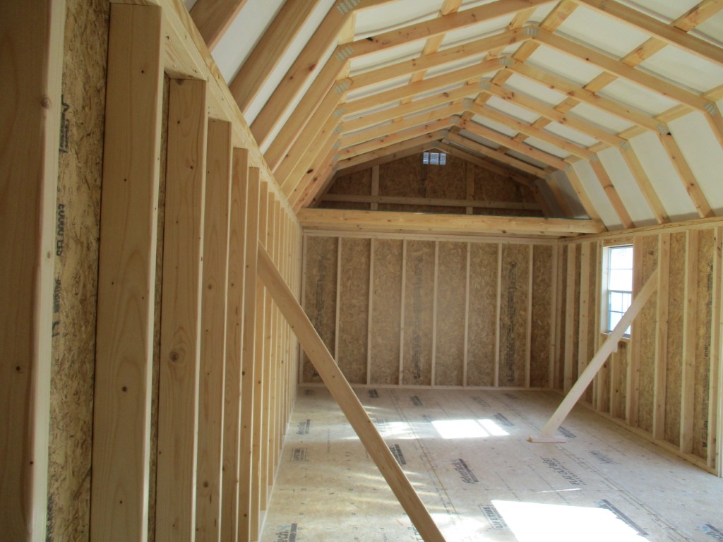 Side Lofted Barn