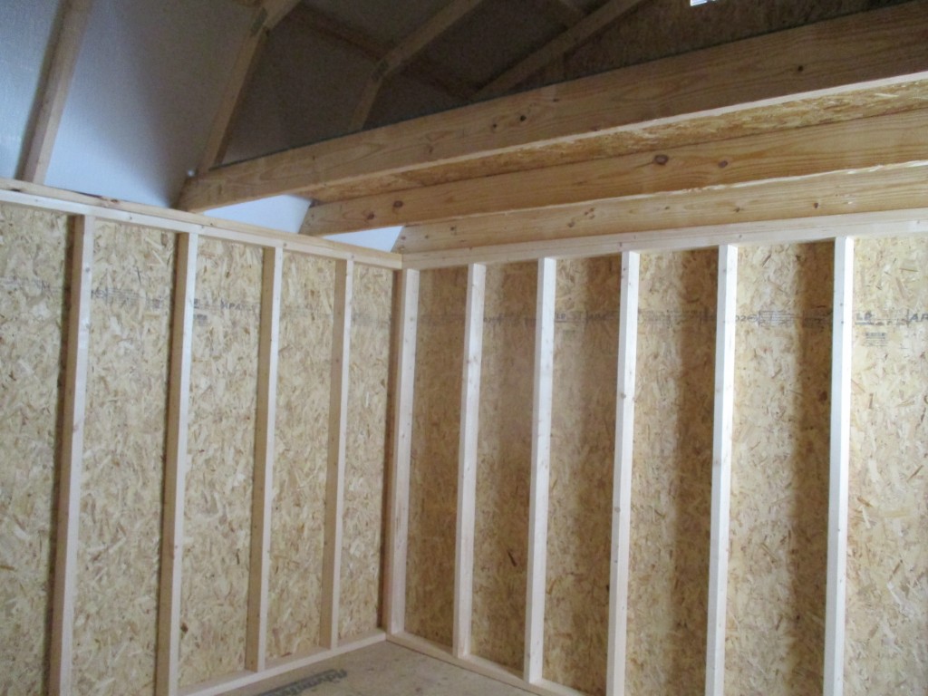 Side Lofted Barn