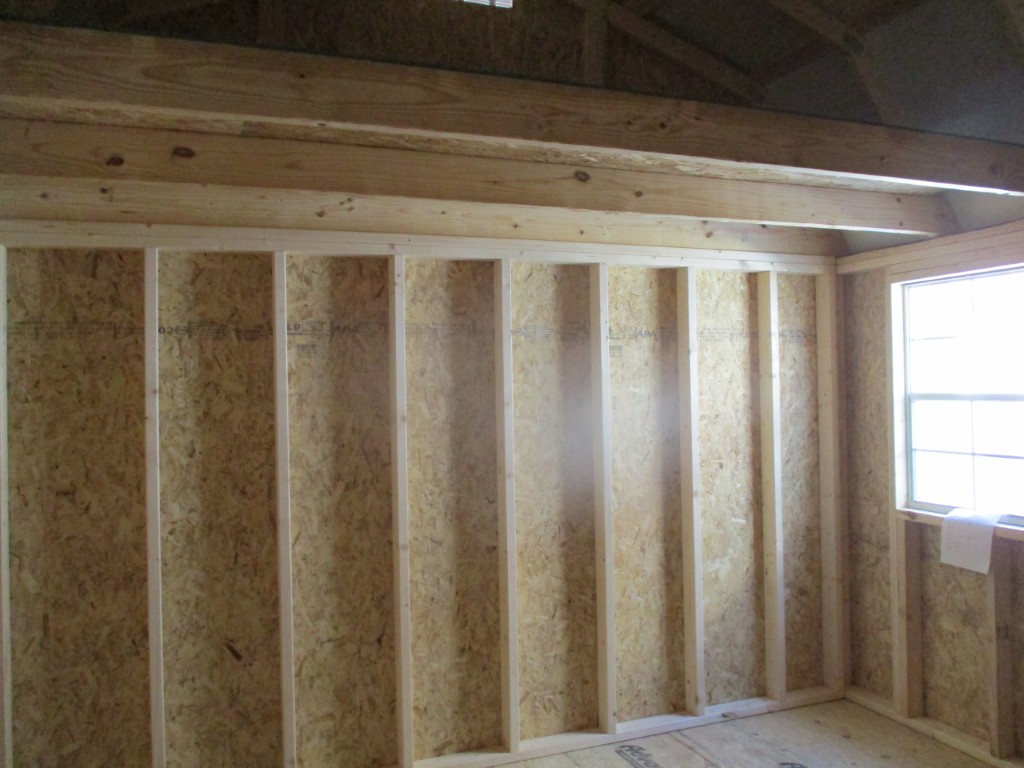 Side Lofted Barn
