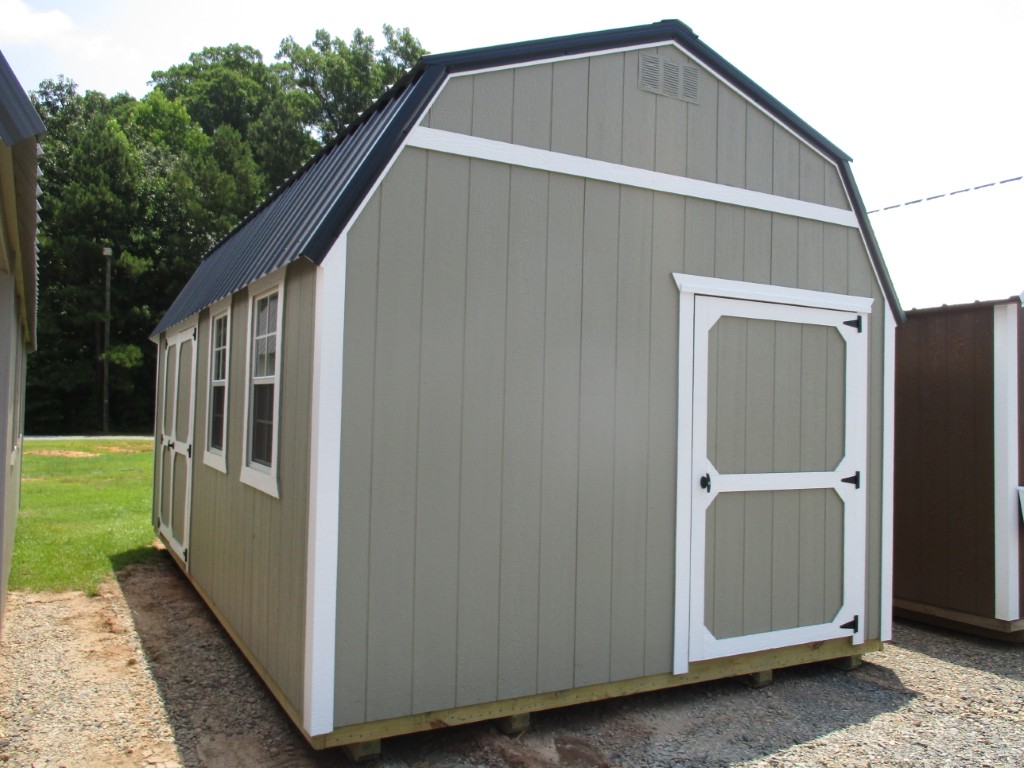 Side Lofted Barn