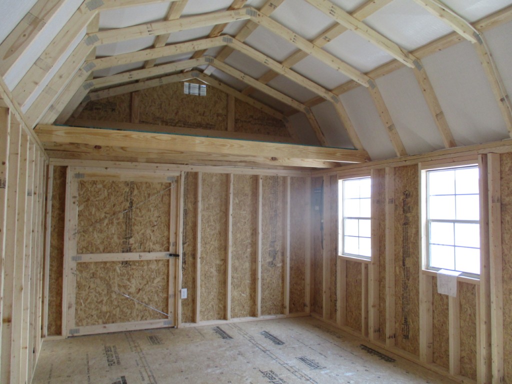 Side Lofted Barn