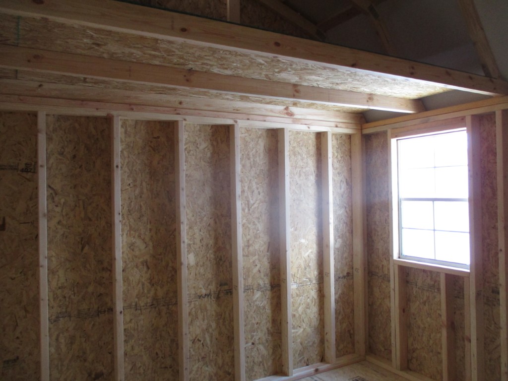 Side Lofted Barn