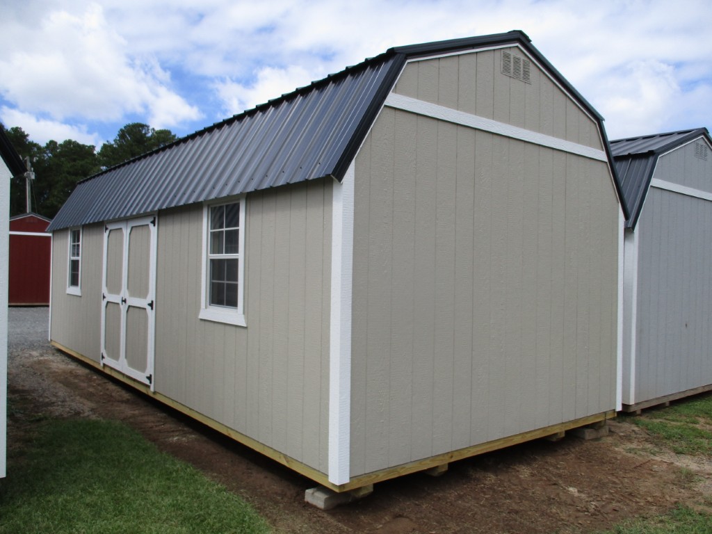 Side Lofted Barn