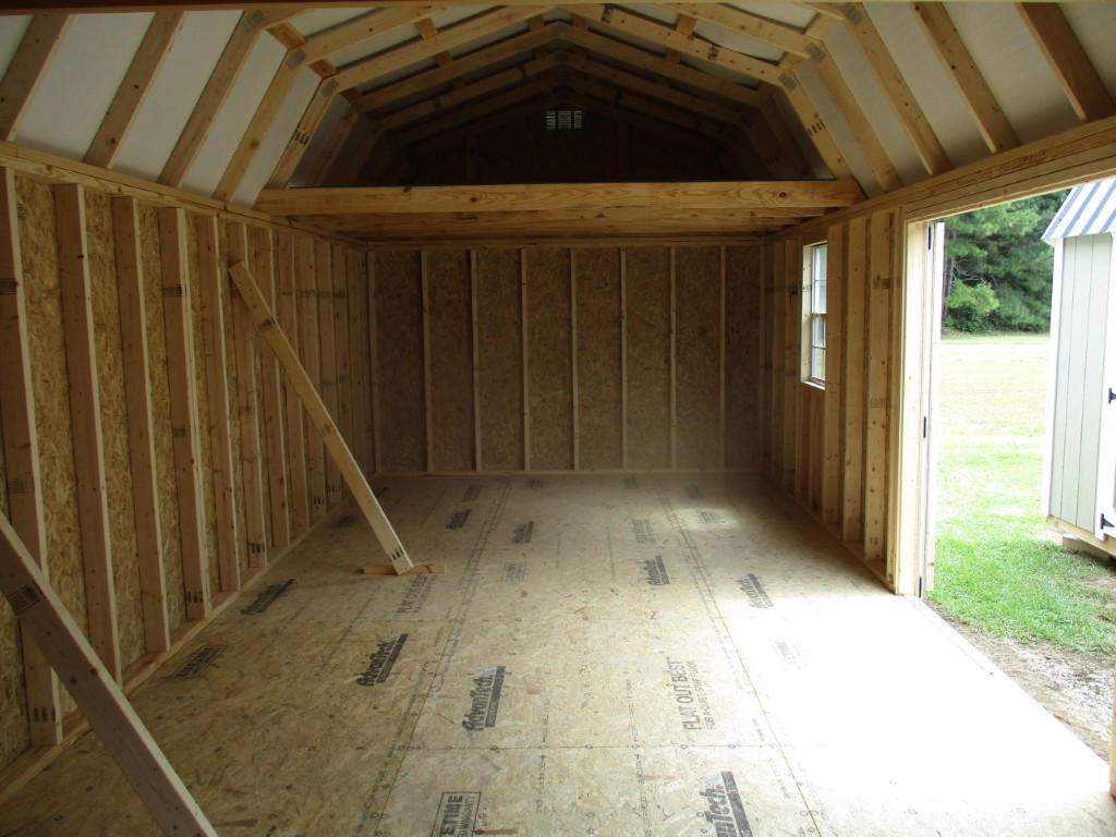 Side Lofted Barn