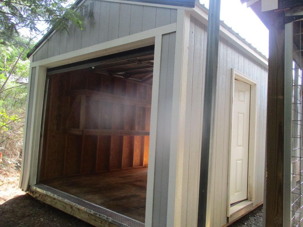 Garage (USED)