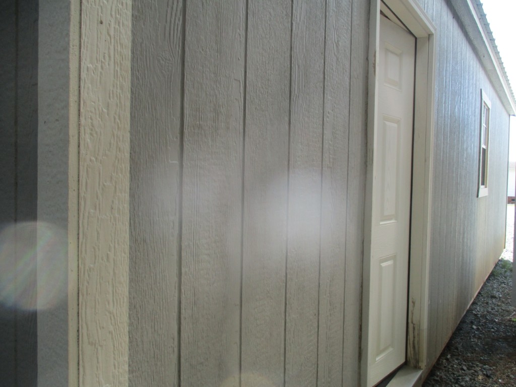 Garage (USED)