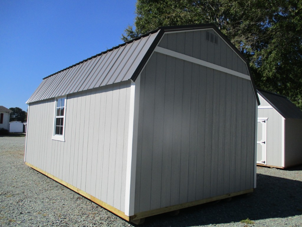 Side Lofted Barn
